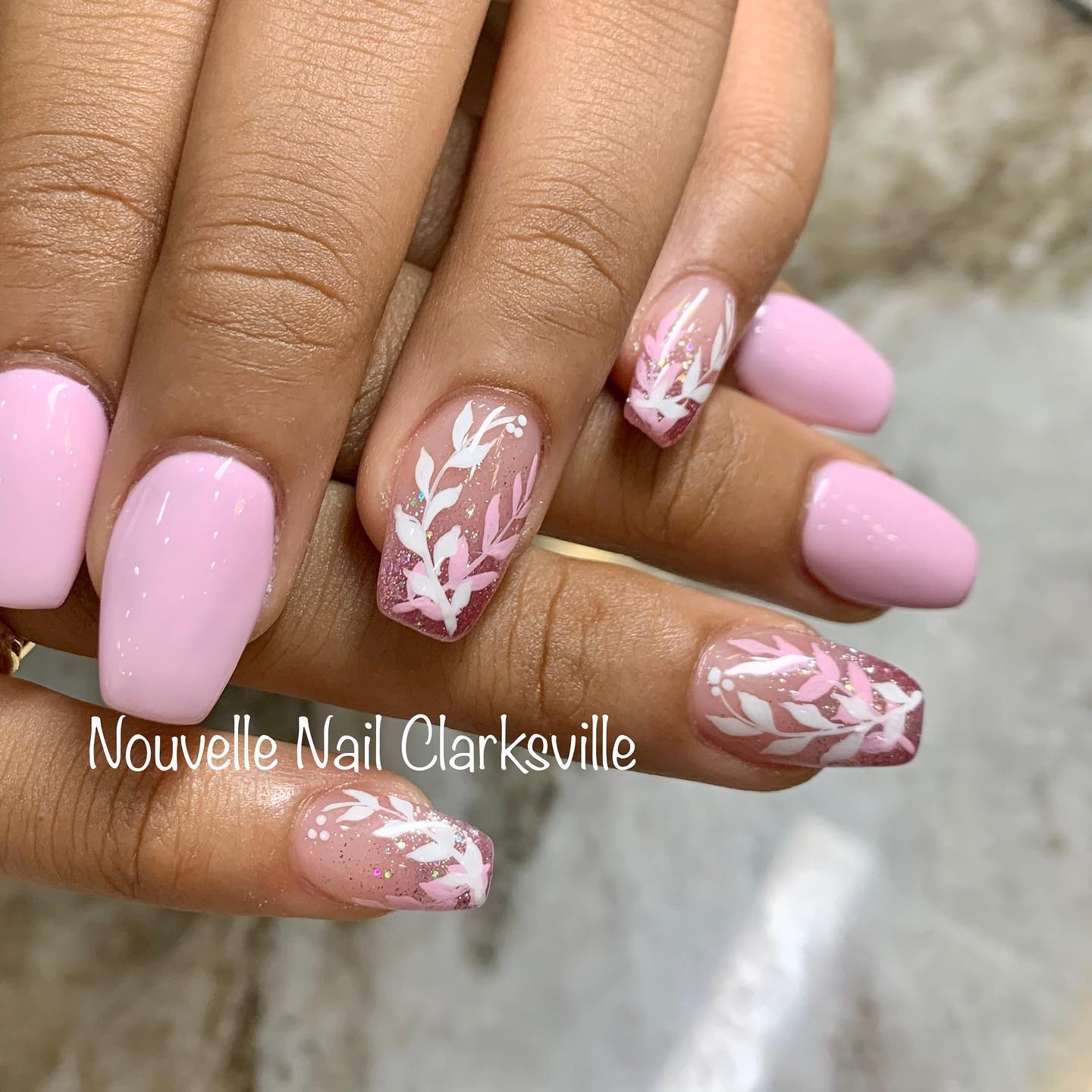 Coffin nails with leaf designs