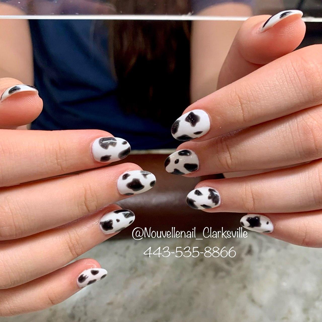 cute black &amp; white nails