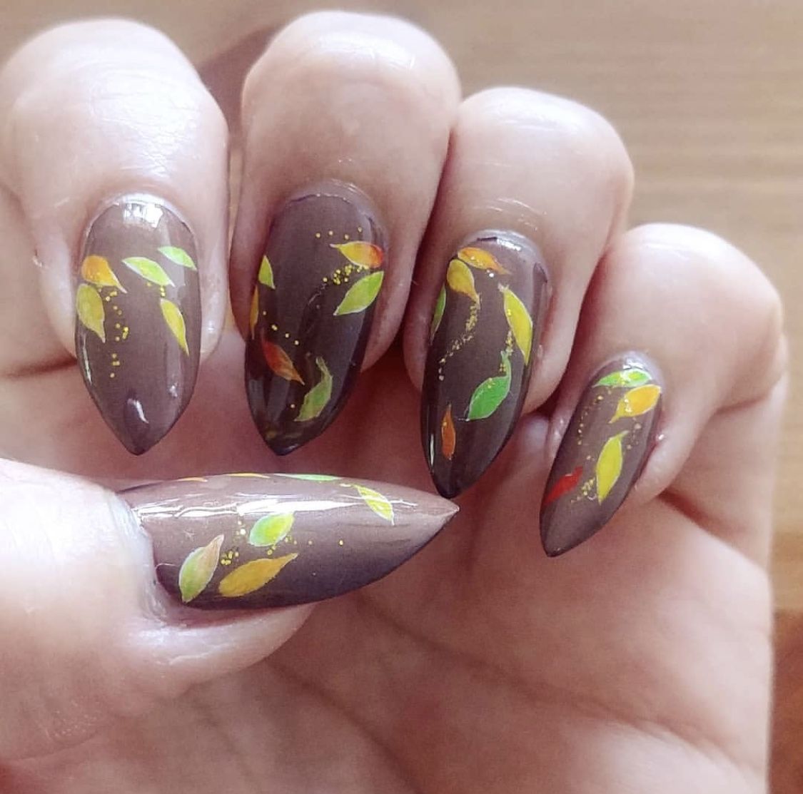 fall nails leaf