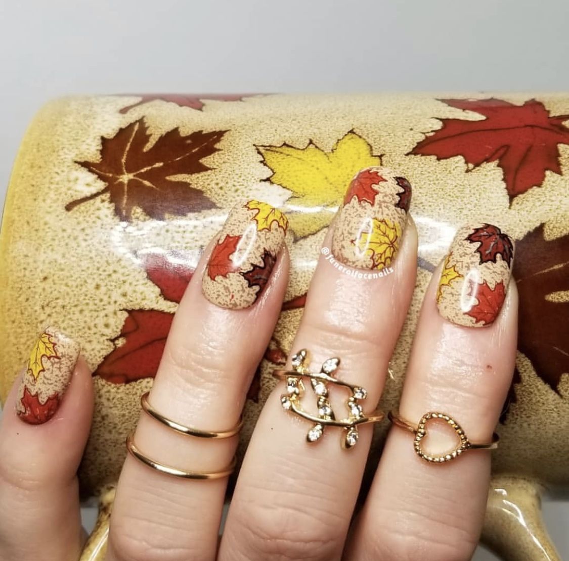 fall nails mug